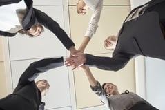 営業効率を向上させる役割分業とは