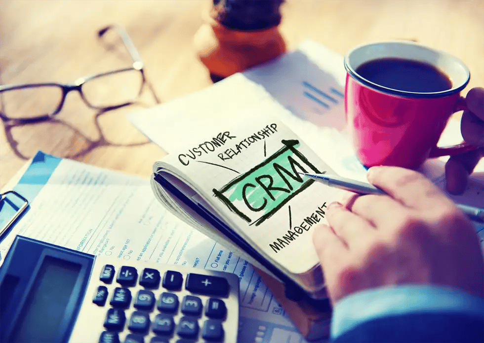CRMツールの基本8機能・導入目的別3タイプ・3大効果と無料ツールを紹介