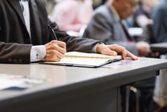 【徹底解説】すぐにデキル！会社を強くする社員教育４つのポイント！