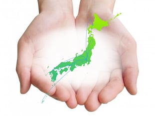 一人の手によって、日本中に情報が発信されていくイメージ